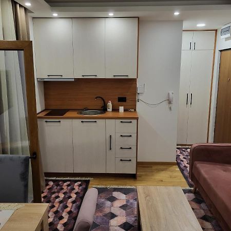 Lux Apartmani Bajova Cetinje Eksteriør billede