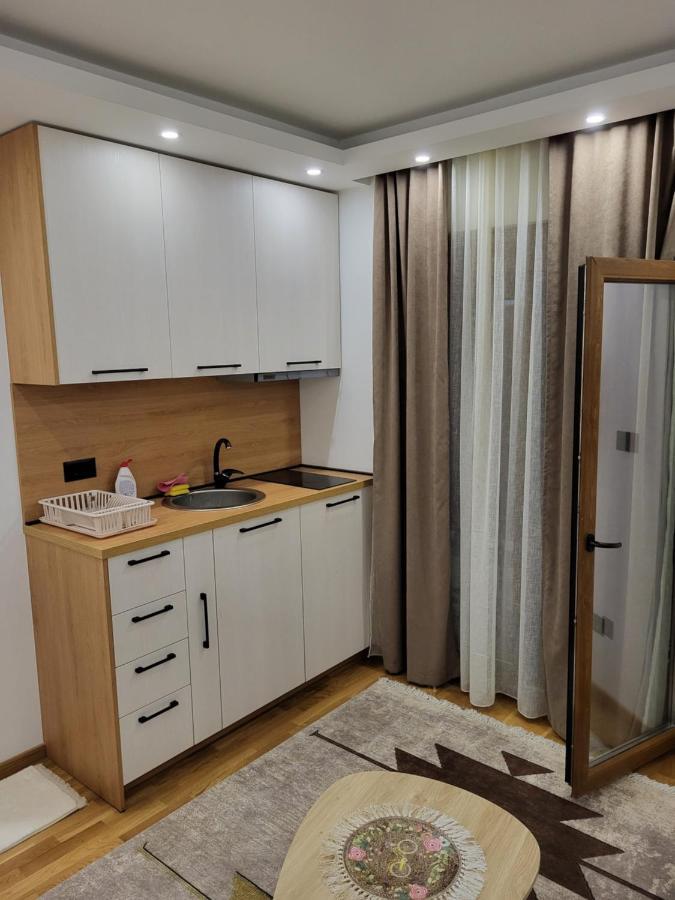 Lux Apartmani Bajova Cetinje Eksteriør billede